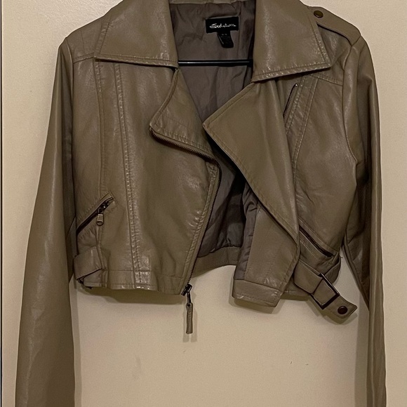 Cropped leather jacket - Picture 1 of 3